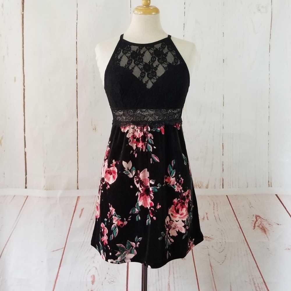 I.N.C. Lace-Trim Printed Velvet Chemise Ni…